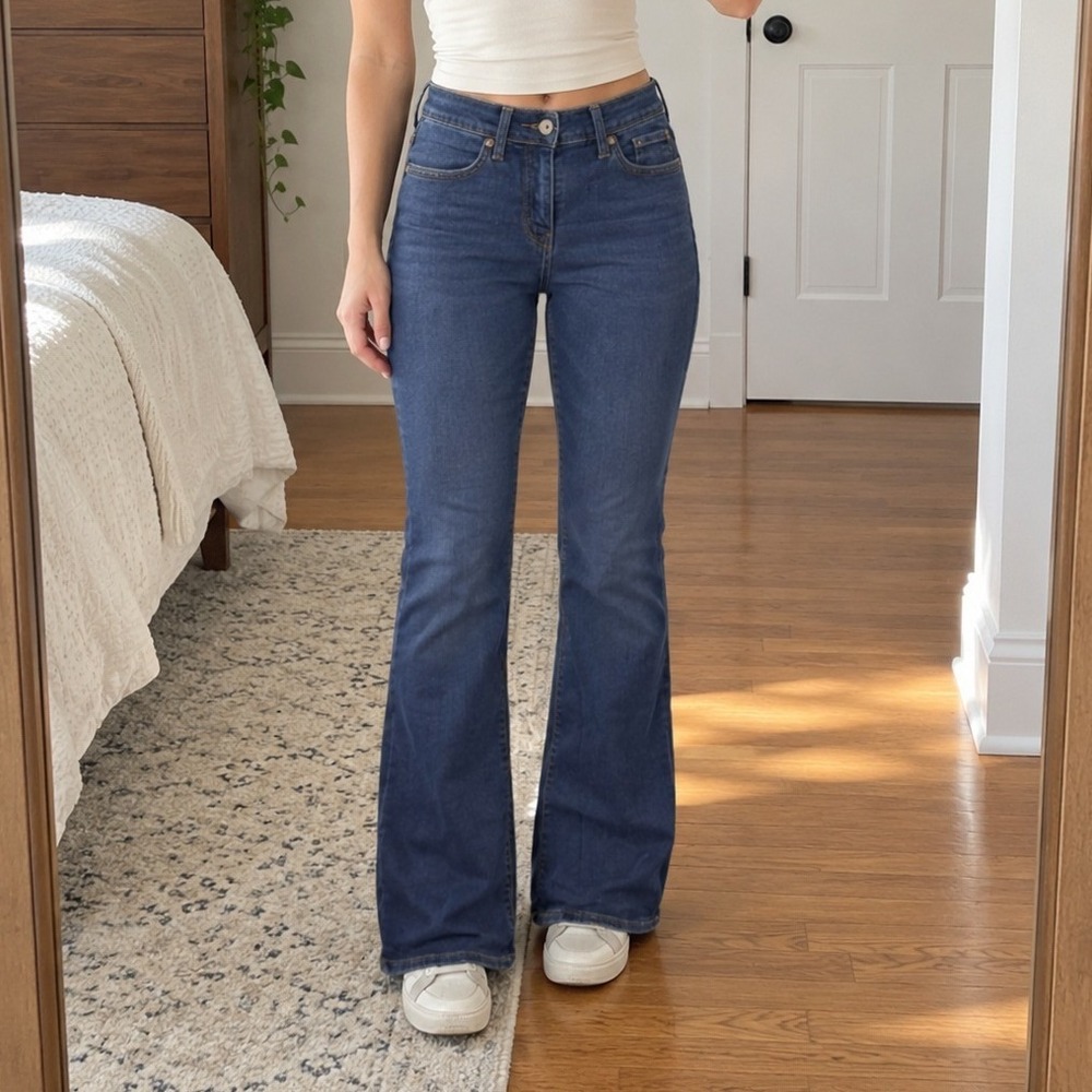 Denizen by Levi's Totally Shaping Bootcut Jeans Womens Size 12 Dark Wash Classic
